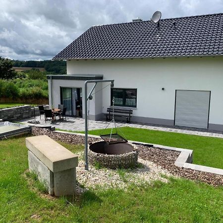 Ferienwohnung / Haus Hunsrueckblick Hochstetten-Dhaun Экстерьер фото